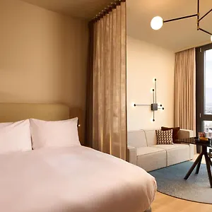 Adina Geneva Hotel
